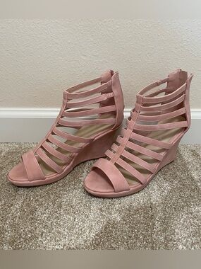Top Moda Pink 8 Strappy Wedge Heel Zipper Elastic Faux Suede Summer Spring Cute